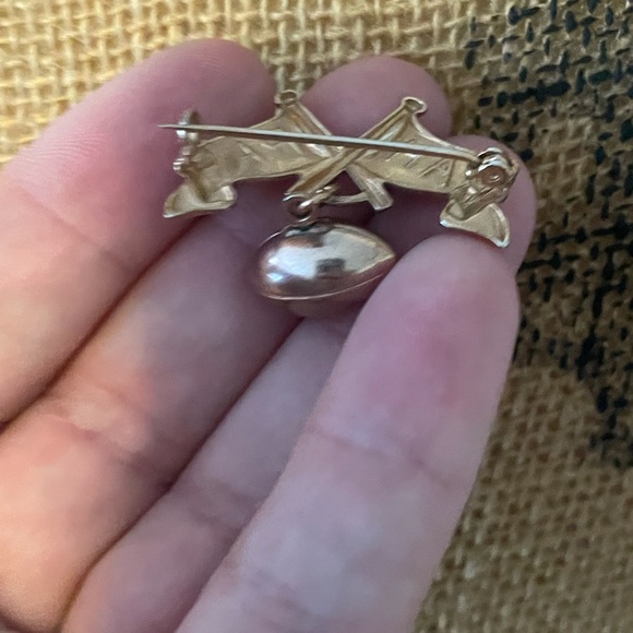 Vintage RaRa Football Pin Broach rah celebration - Picture 3 of 8